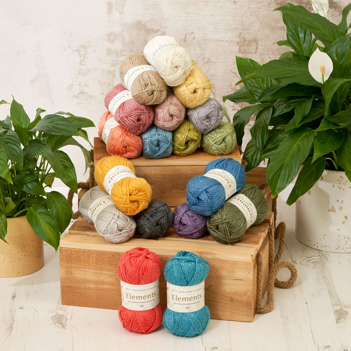 West Yorkshire Spinners Elements DK 50 g  60 % Lyocell 40 % Falklandwolle